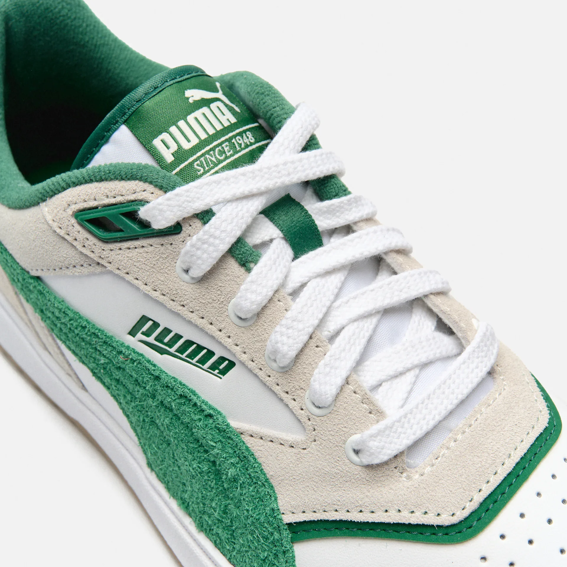 PUMA Doublecourt Premium Sneaker White/Vapor Gray/Vine