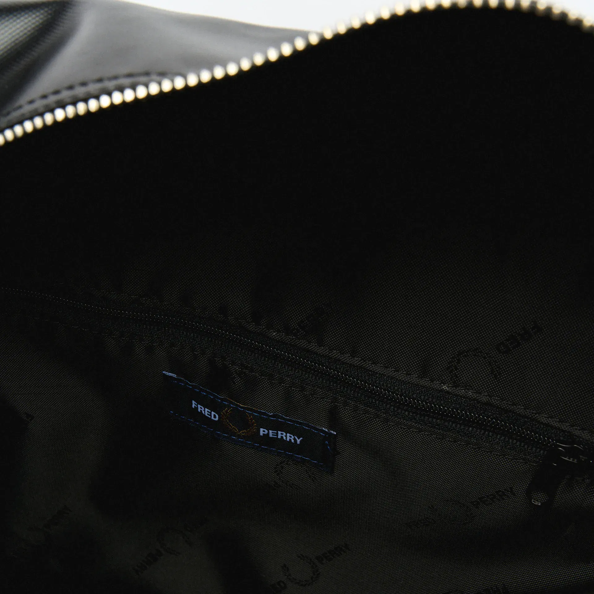 Fred Perry Classic Holdall Black/Ecru