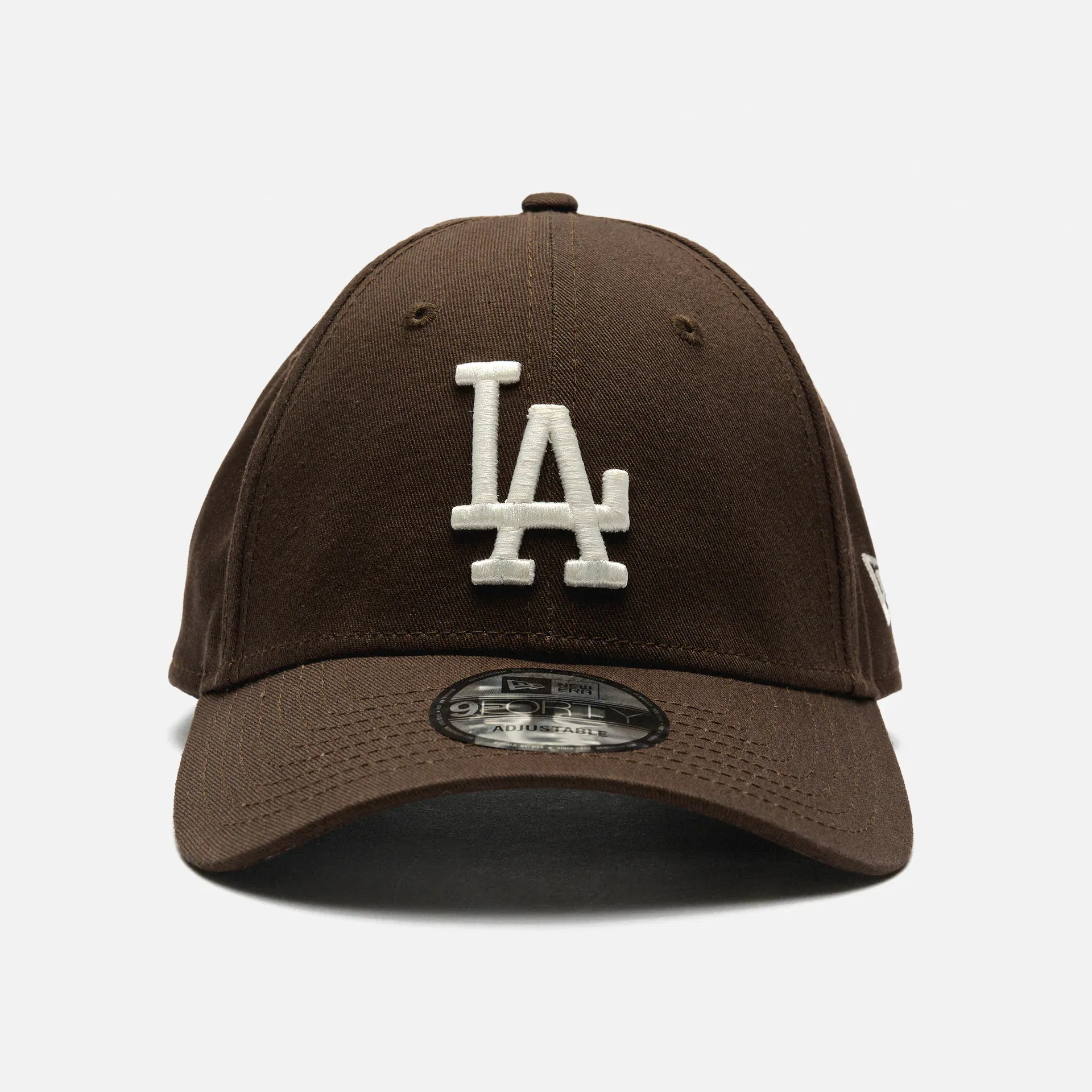 New Era League Essential 9Forty LA Dodgers Strapback Cap Brown