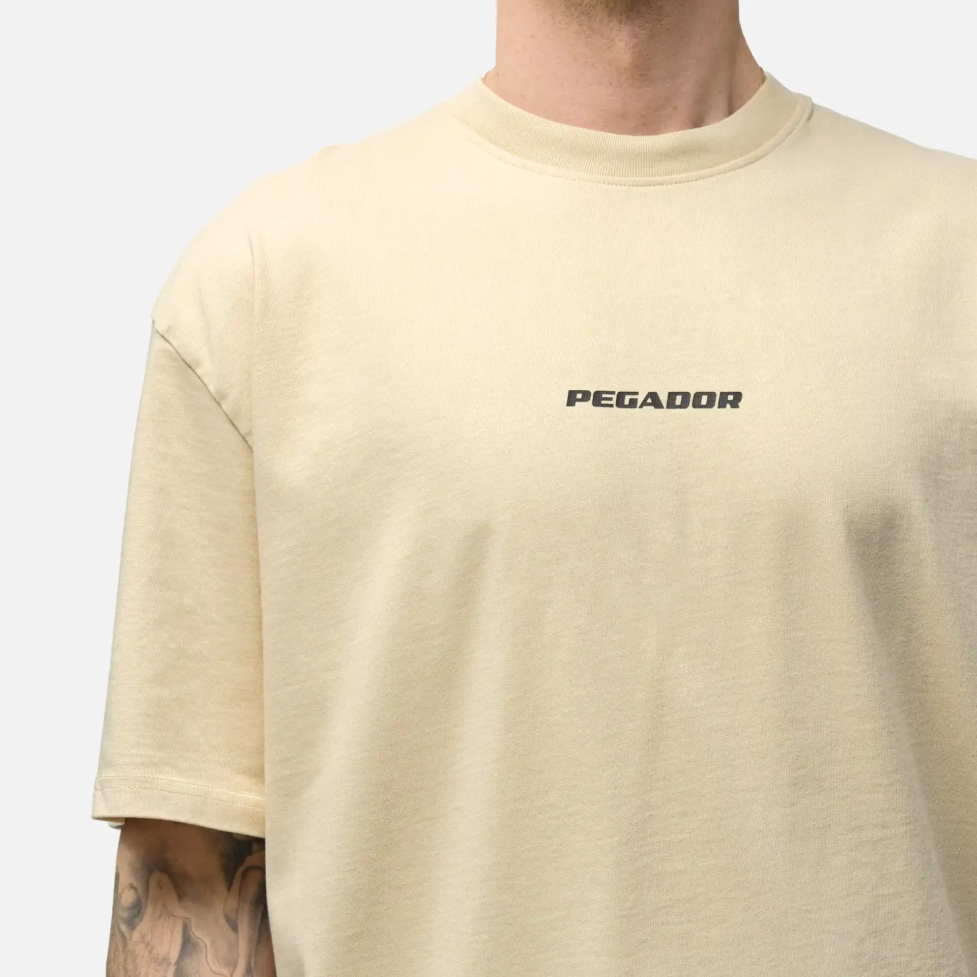 PEGADOR Colne Logo Oversized T-Shirt Washed Desert Sand
