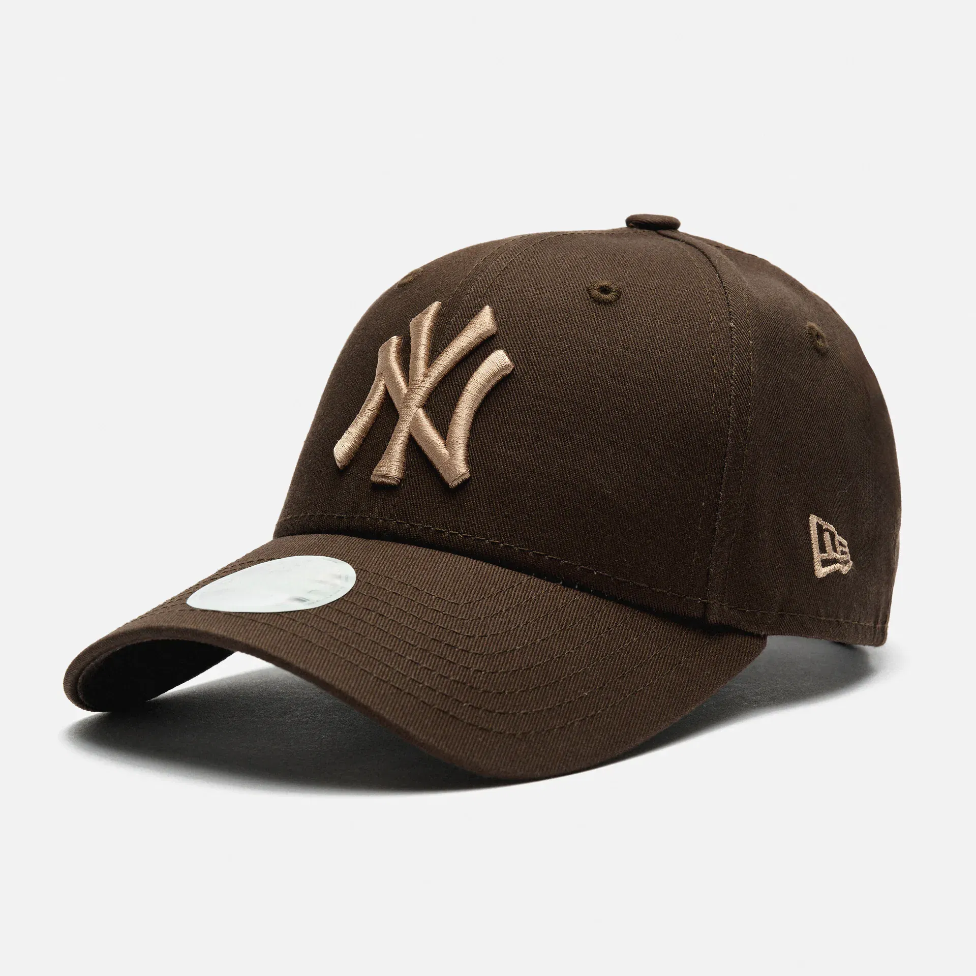 New Era Wmns League Essential 9Forty Stapback Cap NY Yankees Brown 