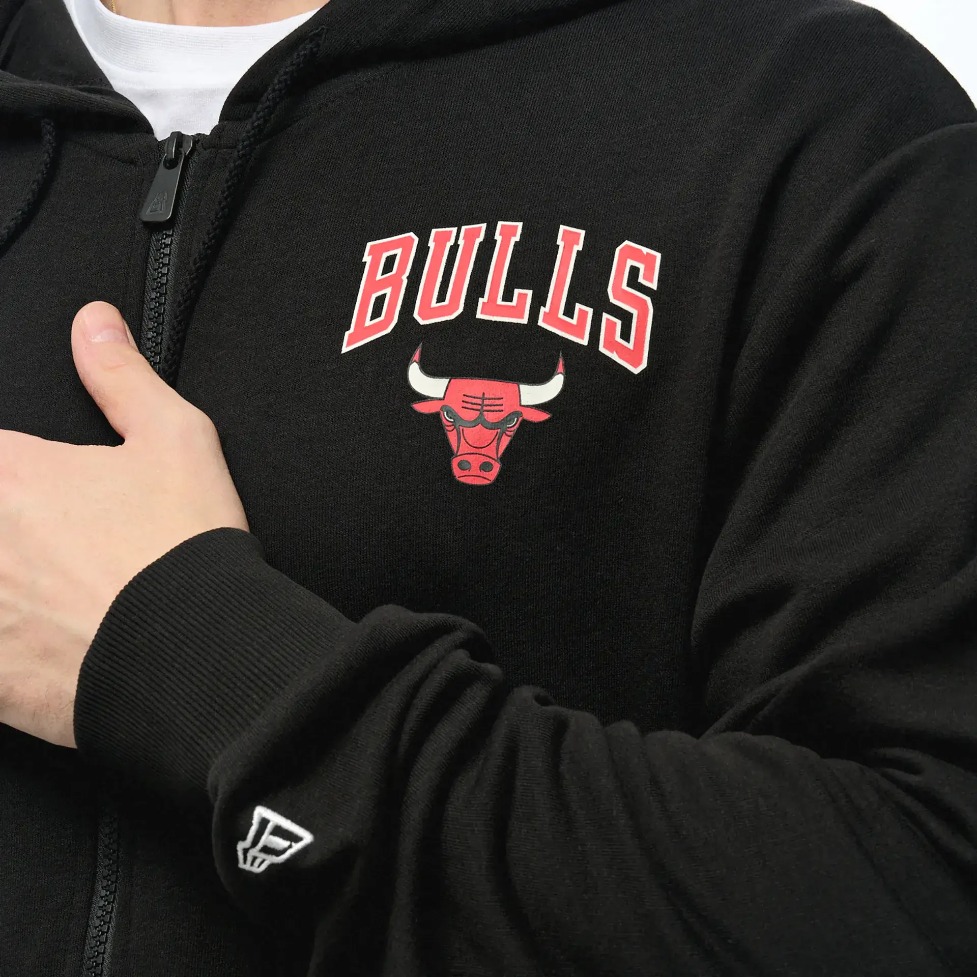New Era NBA Chicago Bulls Essential Zip Hoodie Black