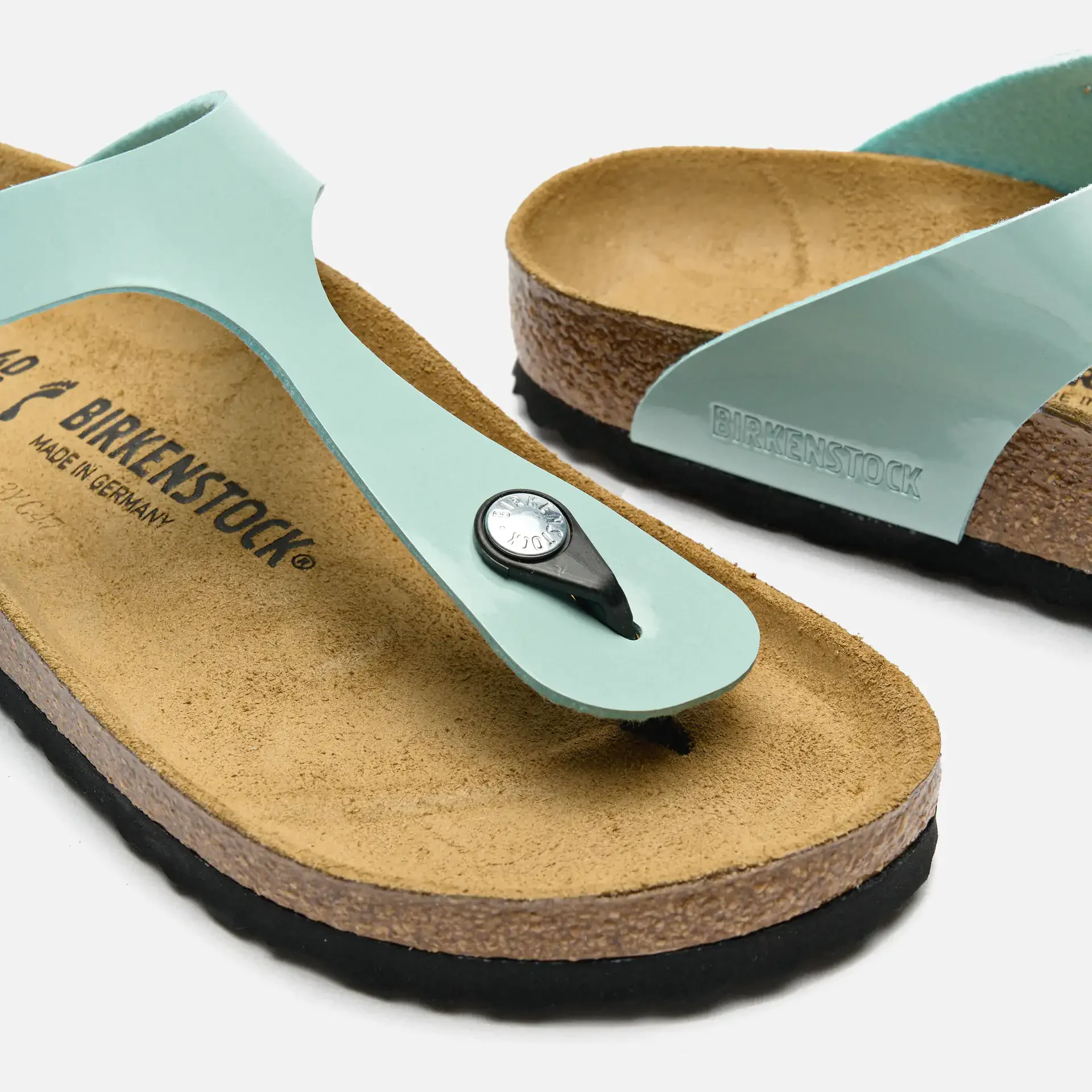 Birkenstock Gizeh Birko-Flor Sandals Patent Surf Green
