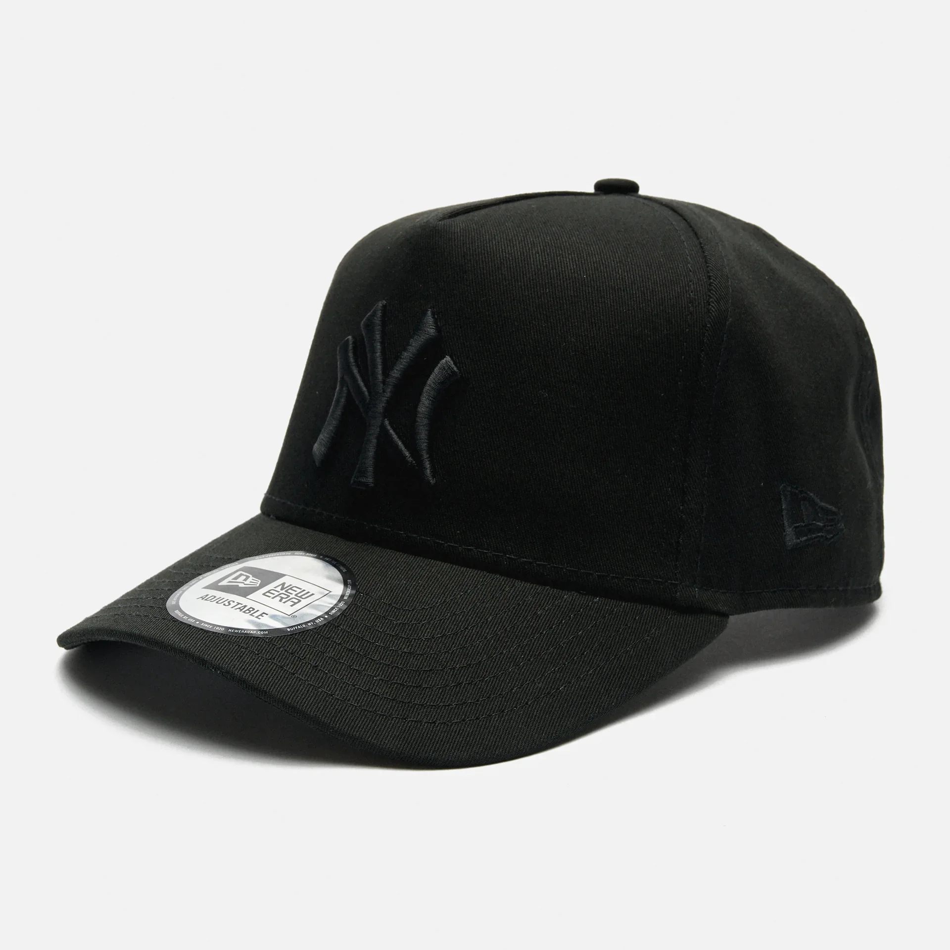 New Era NY Yankees Monochrome EFrame Strapback Cap Black Black 
