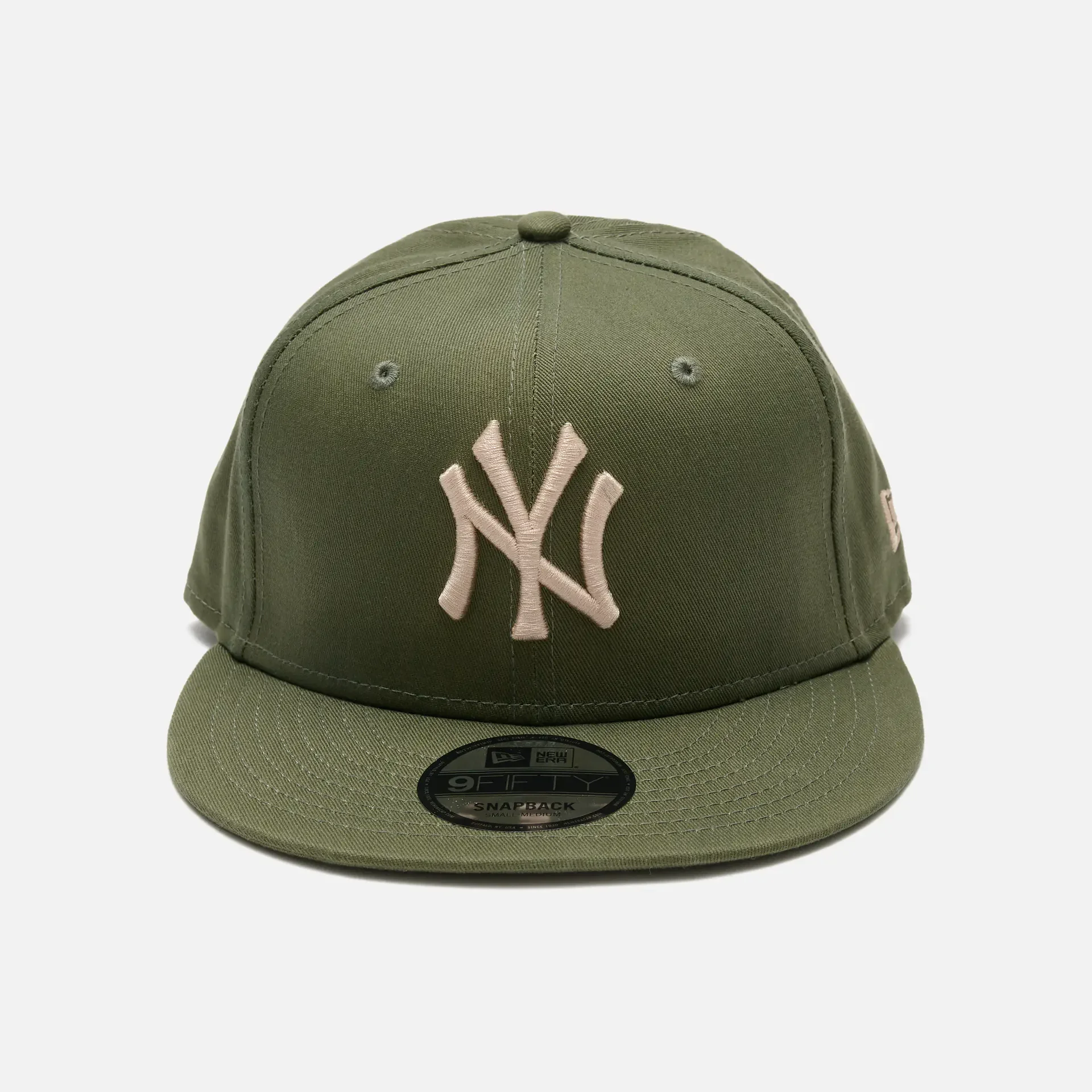 New Era MLB NY Yankees League Essential 9Fifty Snapback Cap New Olive/Stone