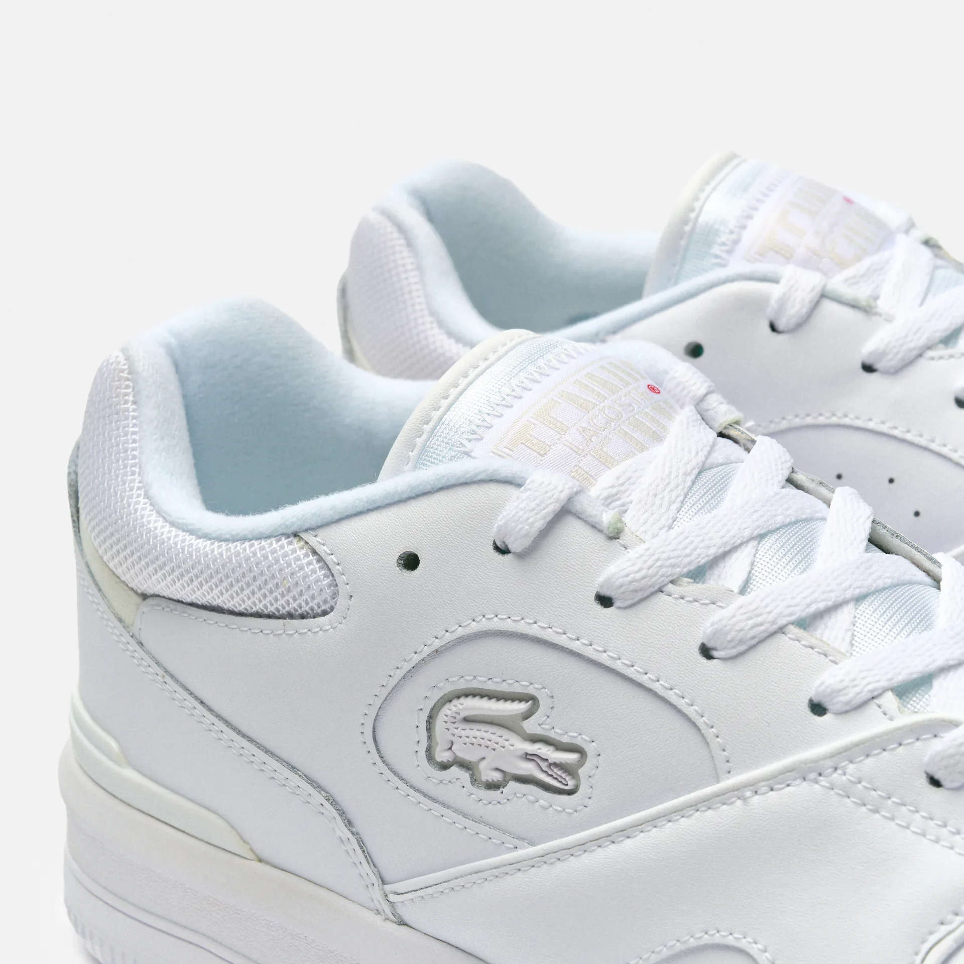Lacoste Lineshot 223 4 SMA Sneaker White/White