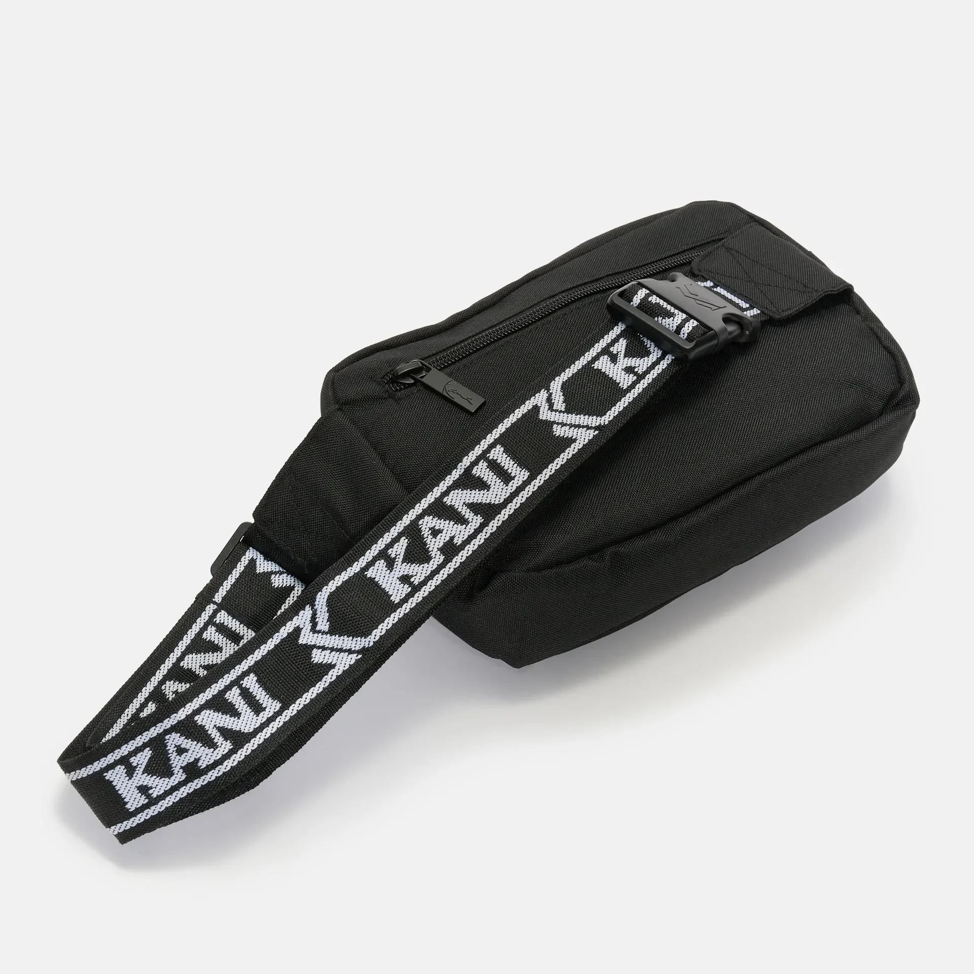Karl Kani Signature Tape Hip Bag Black/White