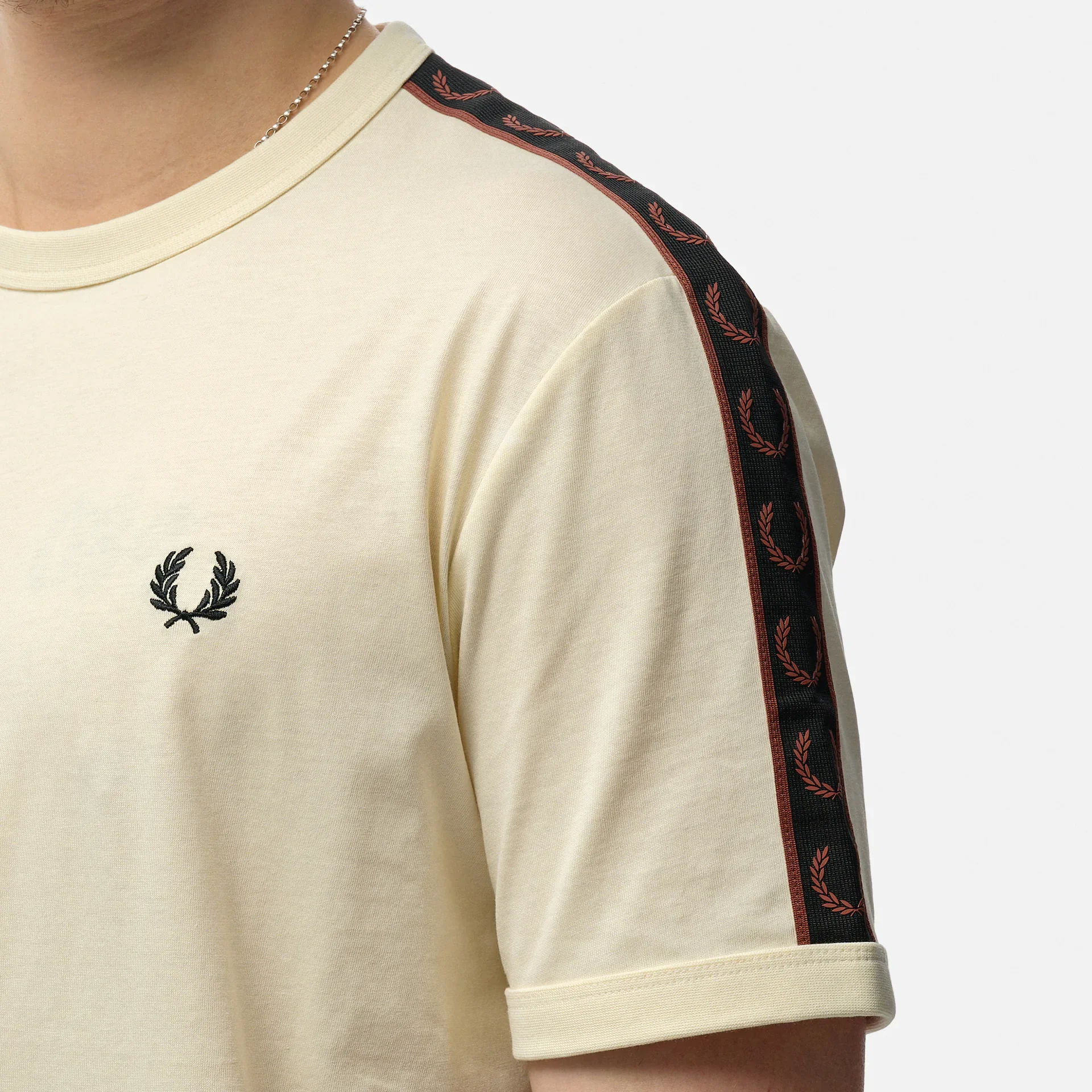 Fred Perry Contrast Tape Ringer T-Shirt Ecru/Whiskey Brown