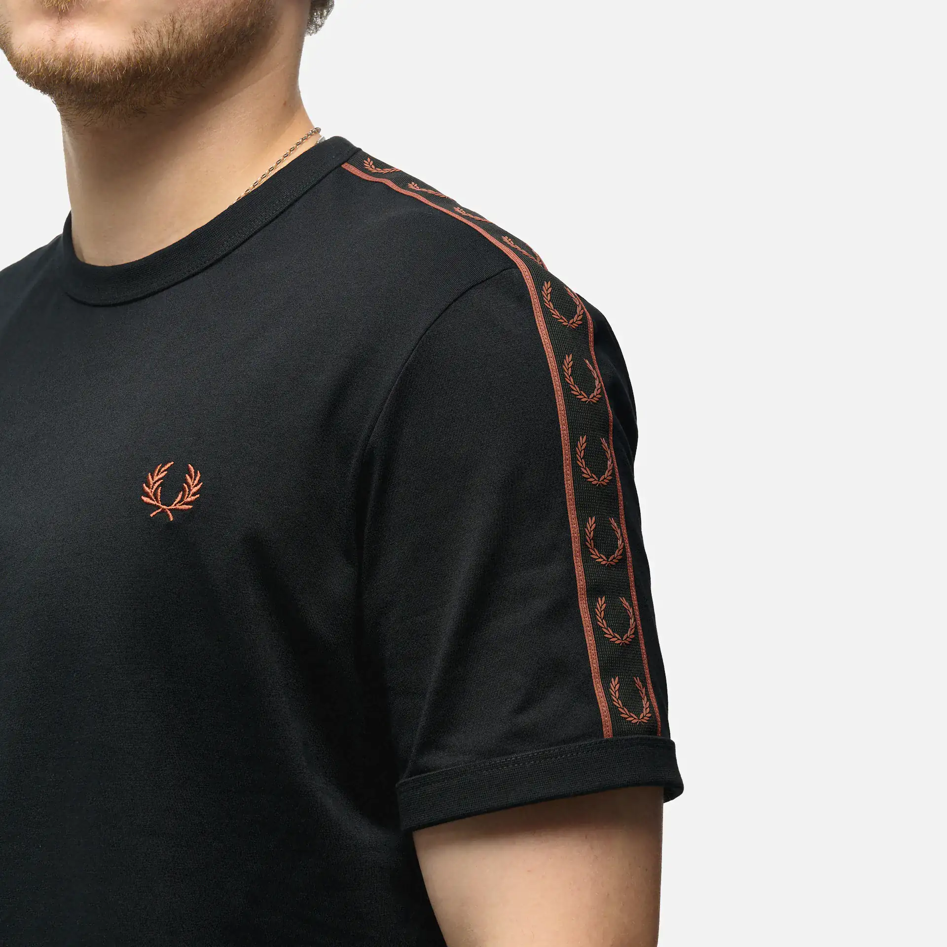 Fred Perry Contrast Tape Ringer T-Shirt Black/Whisky Brown