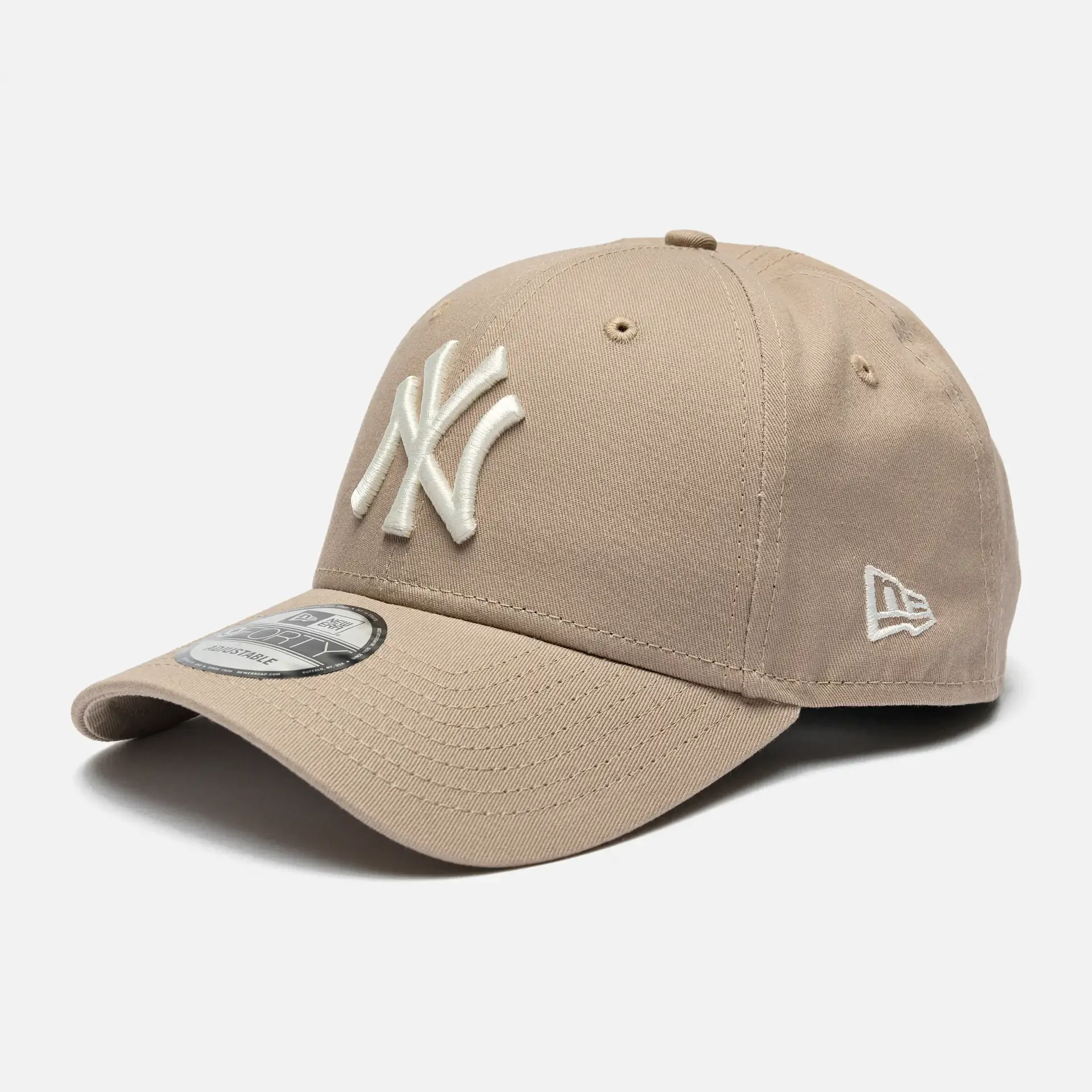 New Era MLB NY Yankees League Essential 9forty Strapback Cap Beige