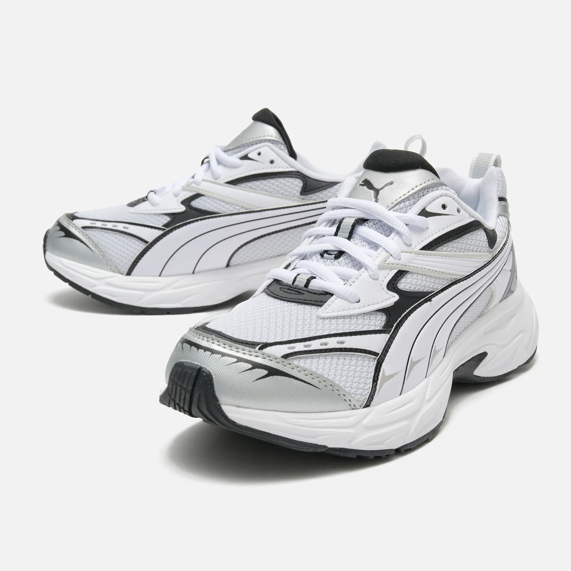 PUMA Morphic Base Sneaker Gray