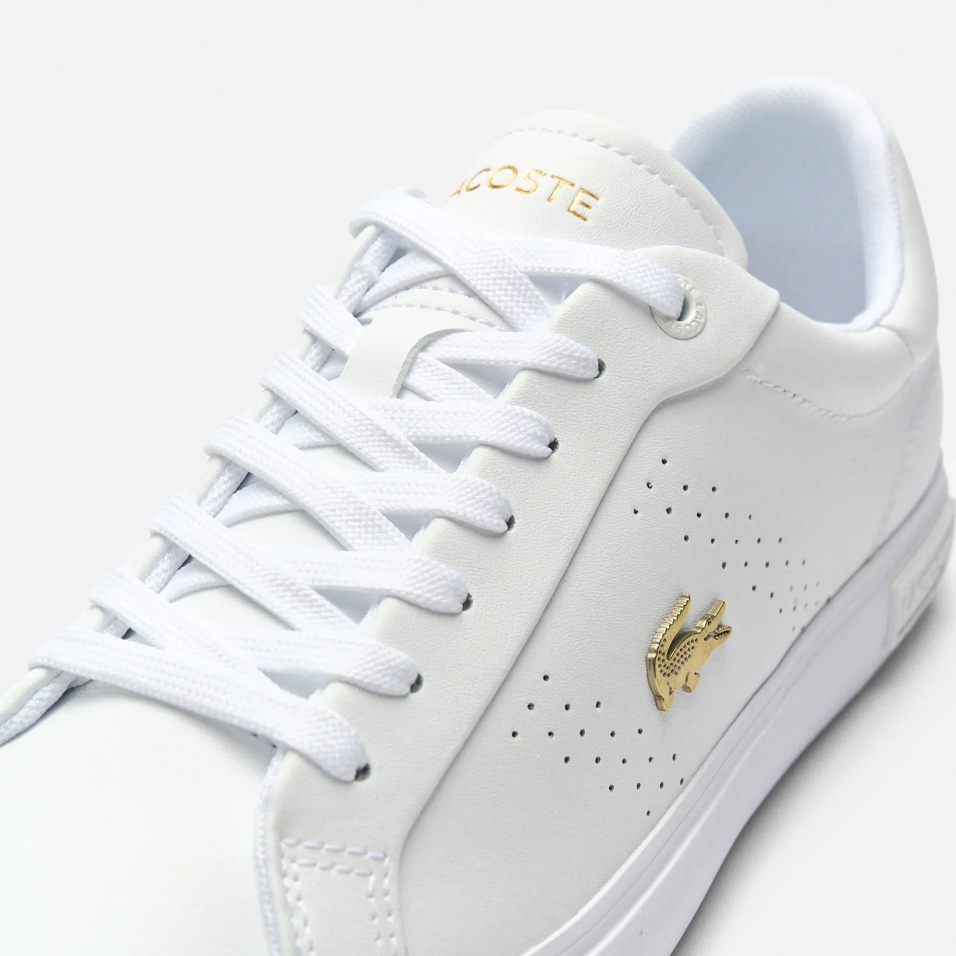 Lacoste Powercourt 2.0 Leather Sneaker White/Gold